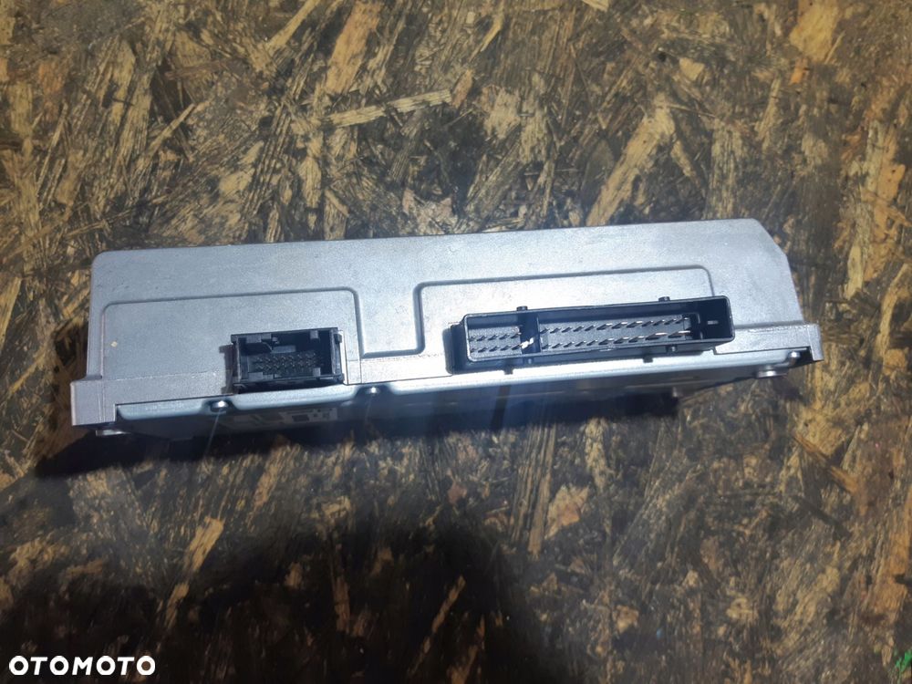 audi a4 b8 a5 8t q5 wzmacniacz bang olufsen 8t0035223aj - 6