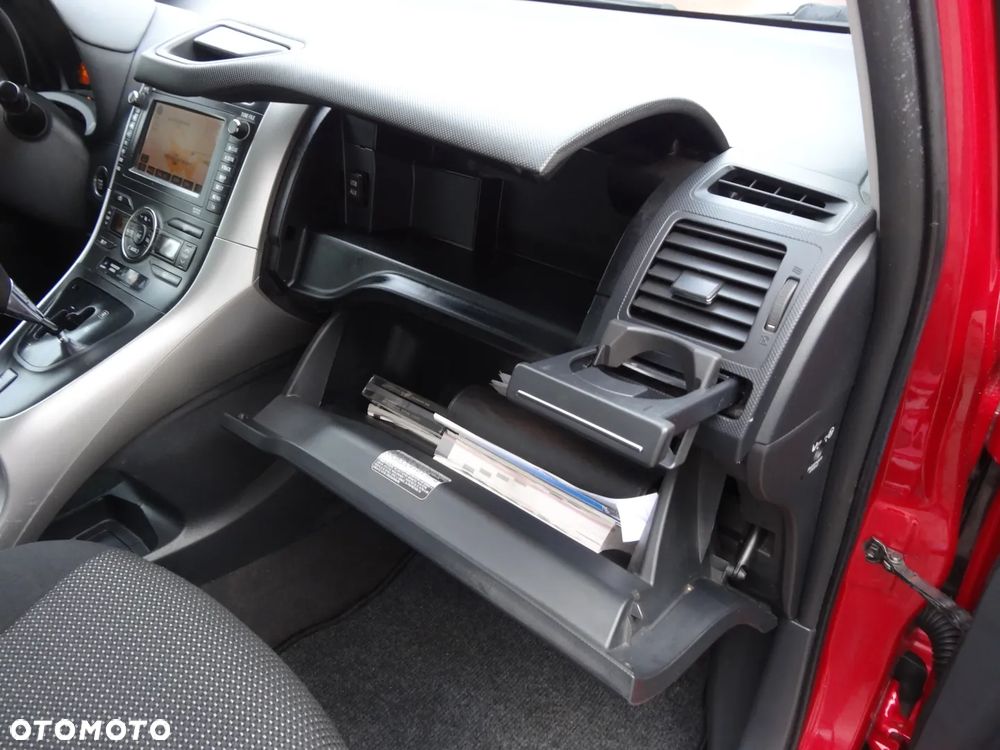 Toyota Auris 1.6 Premium MS - 34
