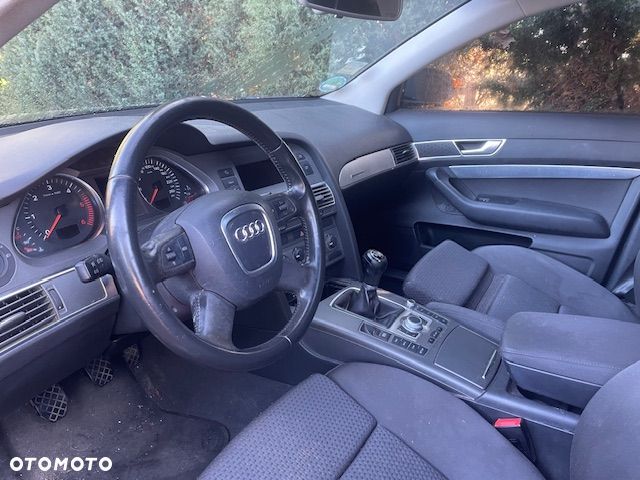 Audi A6 Avant 2004 photo 5