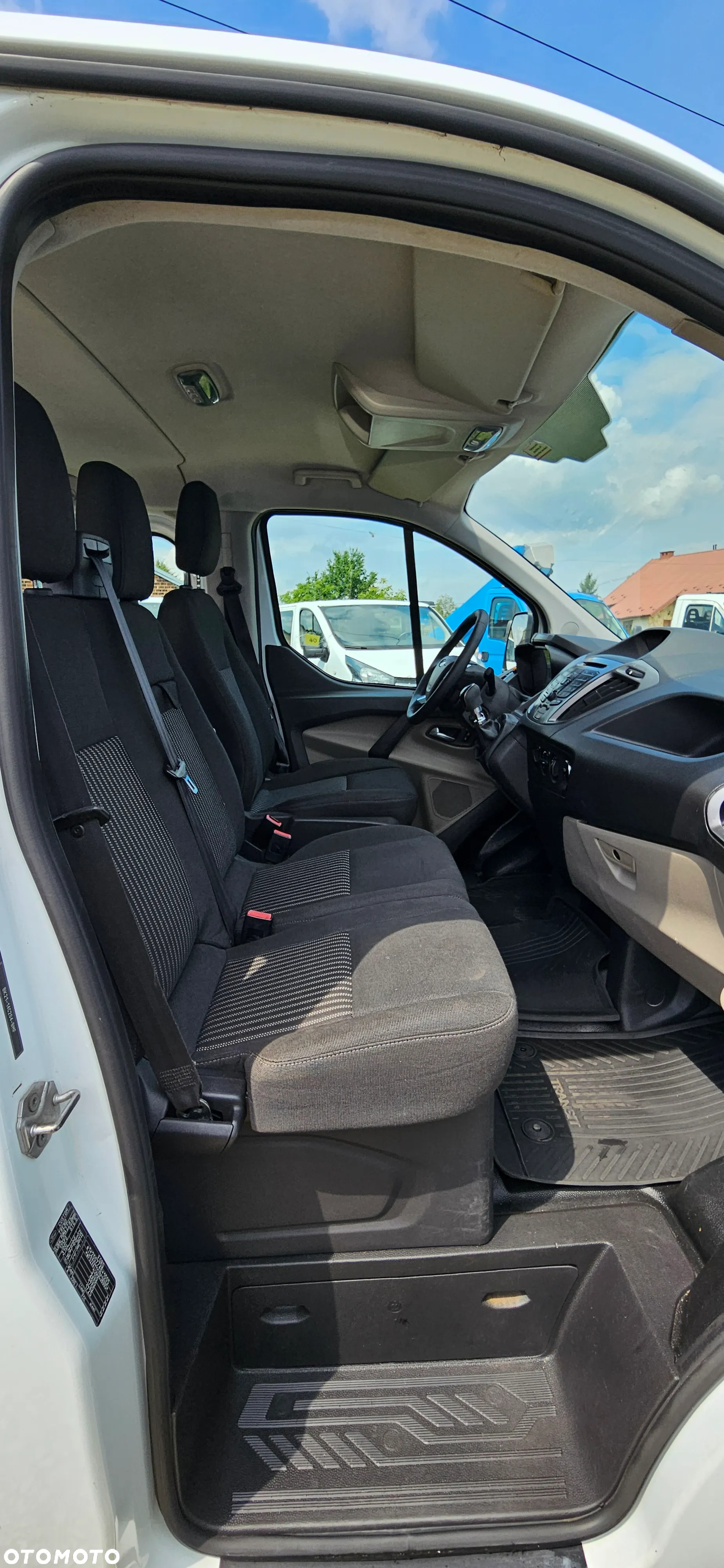 Ford Transit Custom 290 L2H1 Trend - 10