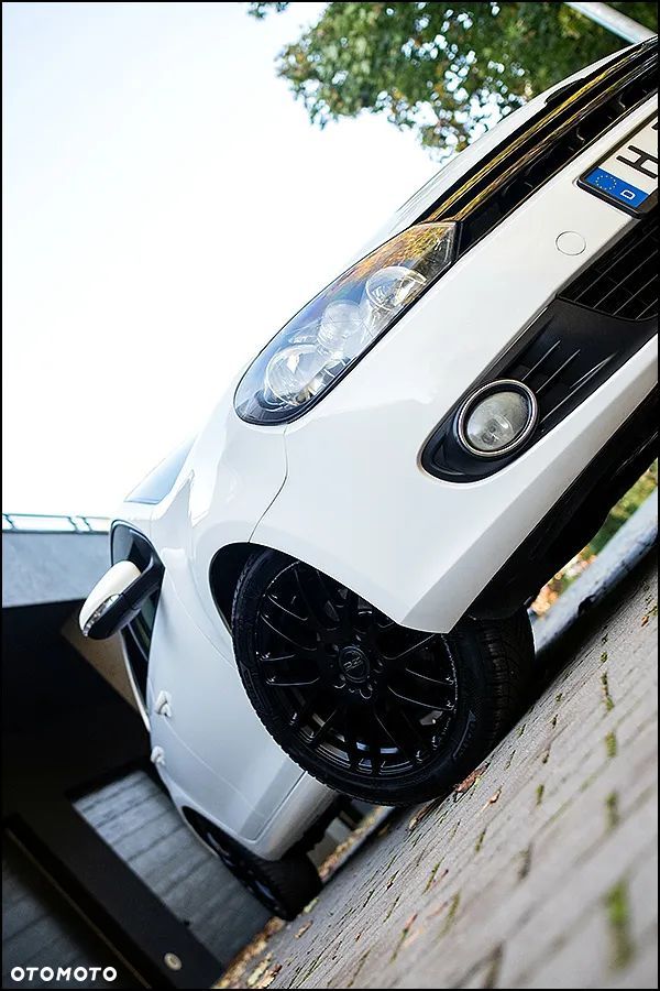 Volkswagen Golf - 20