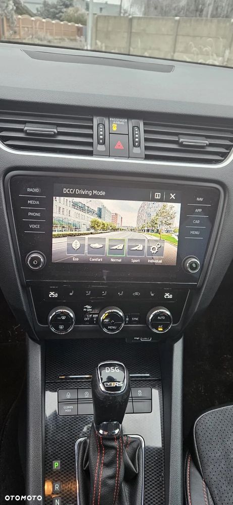 Skoda Octavia 2.0 TDI 4x4 DSG RS - 32