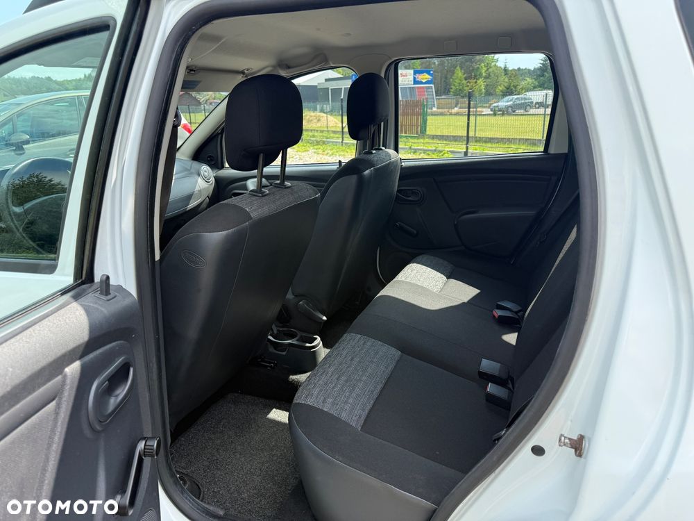 Dacia Duster 1.6 16V 4x2 Ambiance - 9