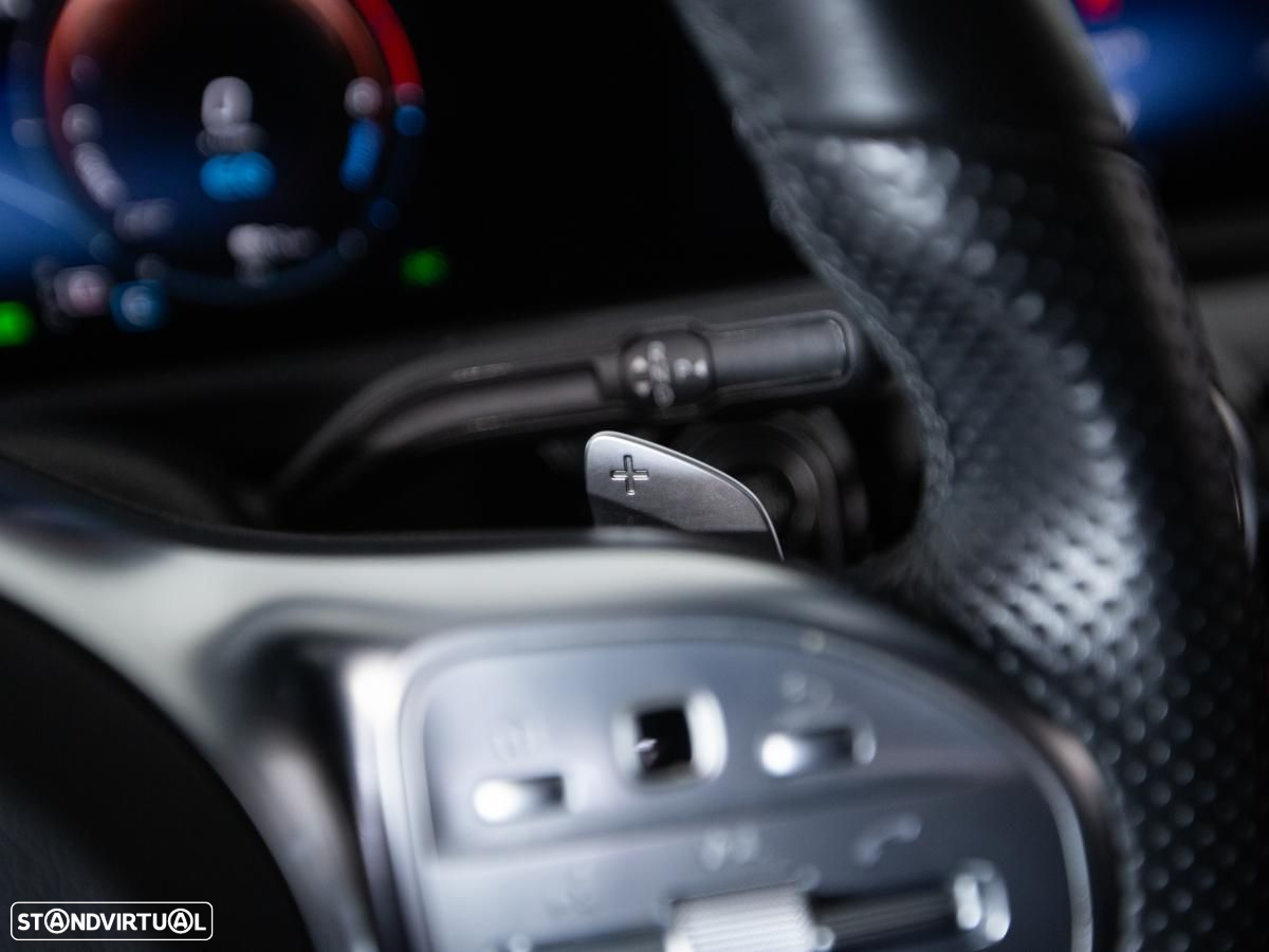 Mercedes-Benz CLA 250 e AMG Line - 16
