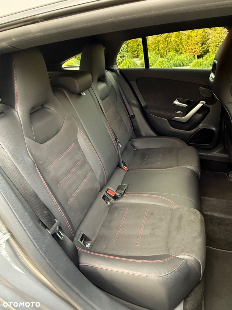 Mercedes-Benz CLA 200 d 8G-DCT AMG Line Advanced Plus - 22