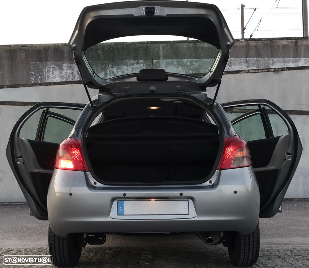 Toyota Yaris 1.0 VVT-i Comfort+AC+VSC - 33