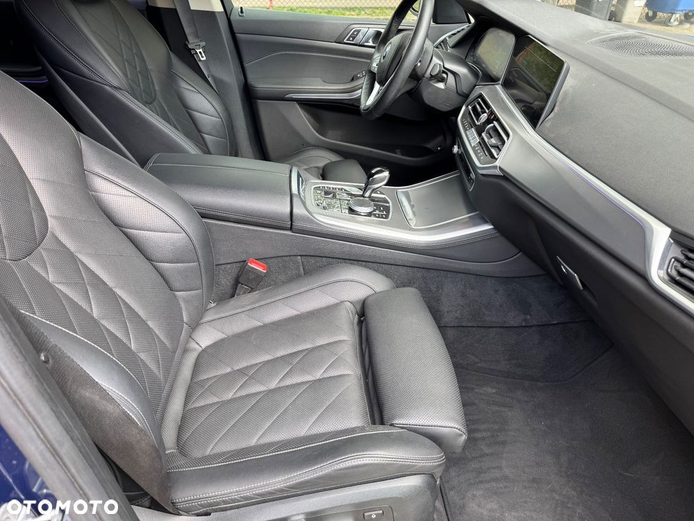 BMW X5 xDrive45e - 14