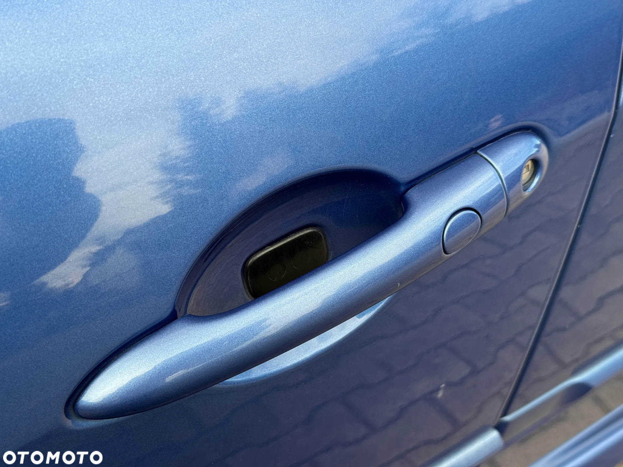 Renault Laguna 2.0 dCi Initiale ESM - 14