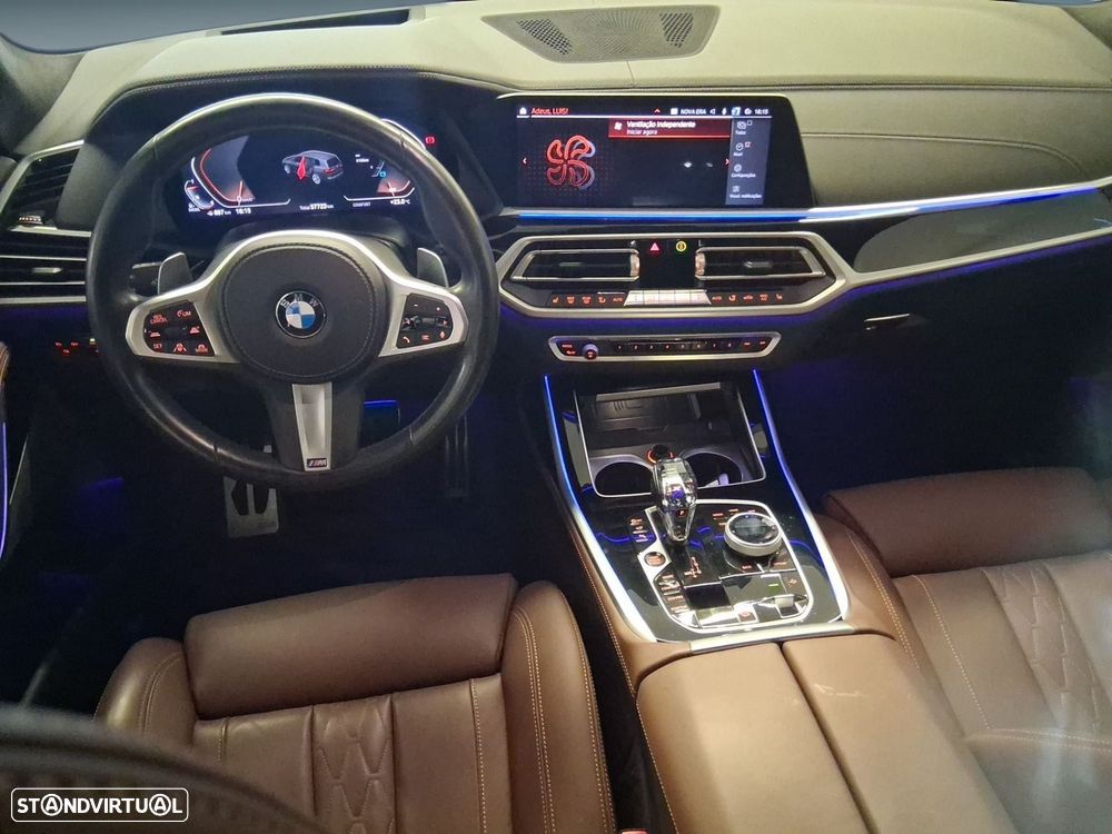 BMW X7 40 d xDrive Pack M - 11