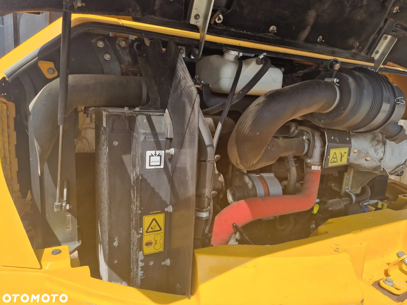 JCB JCB 86 C-1 * 2015r. * +3 łyżki w zestawie - 28