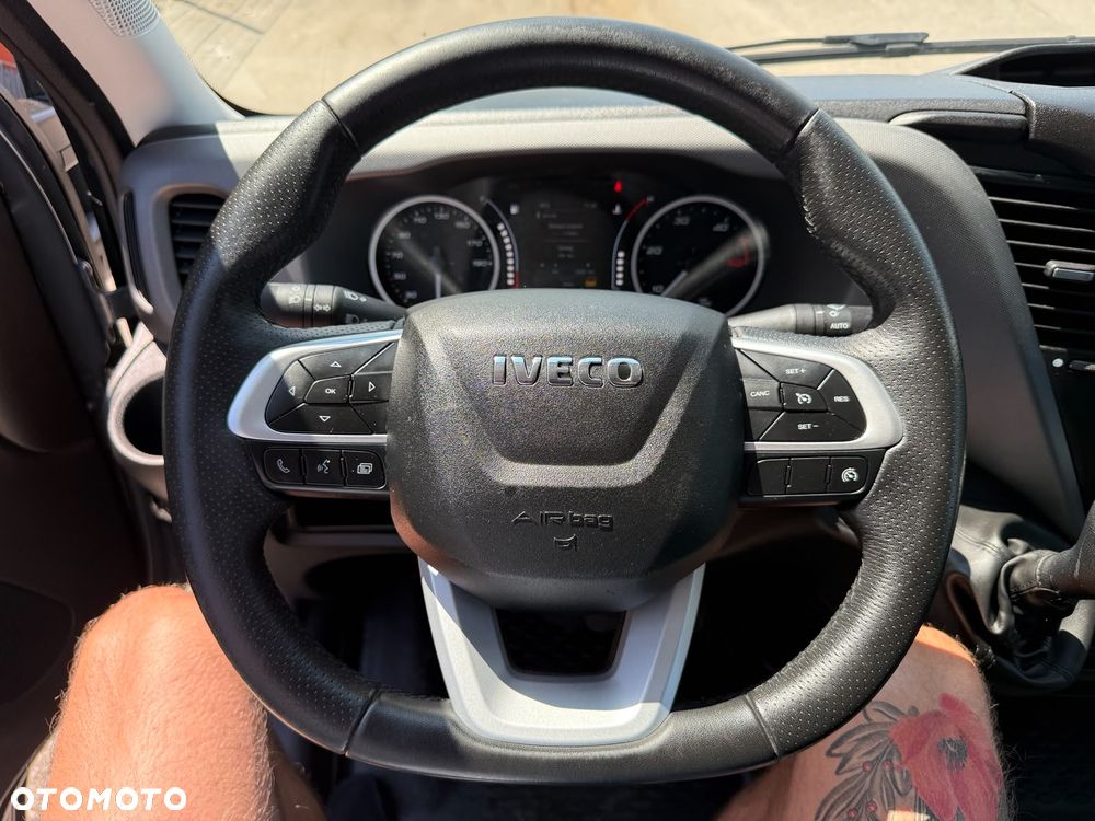 Iveco Daily 35S180, 3.0 180KM, L3H2, HiMatic, Niski przebieg, Bardzo zadbany - 24