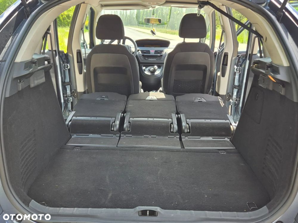 Citroën C4 Picasso - 19