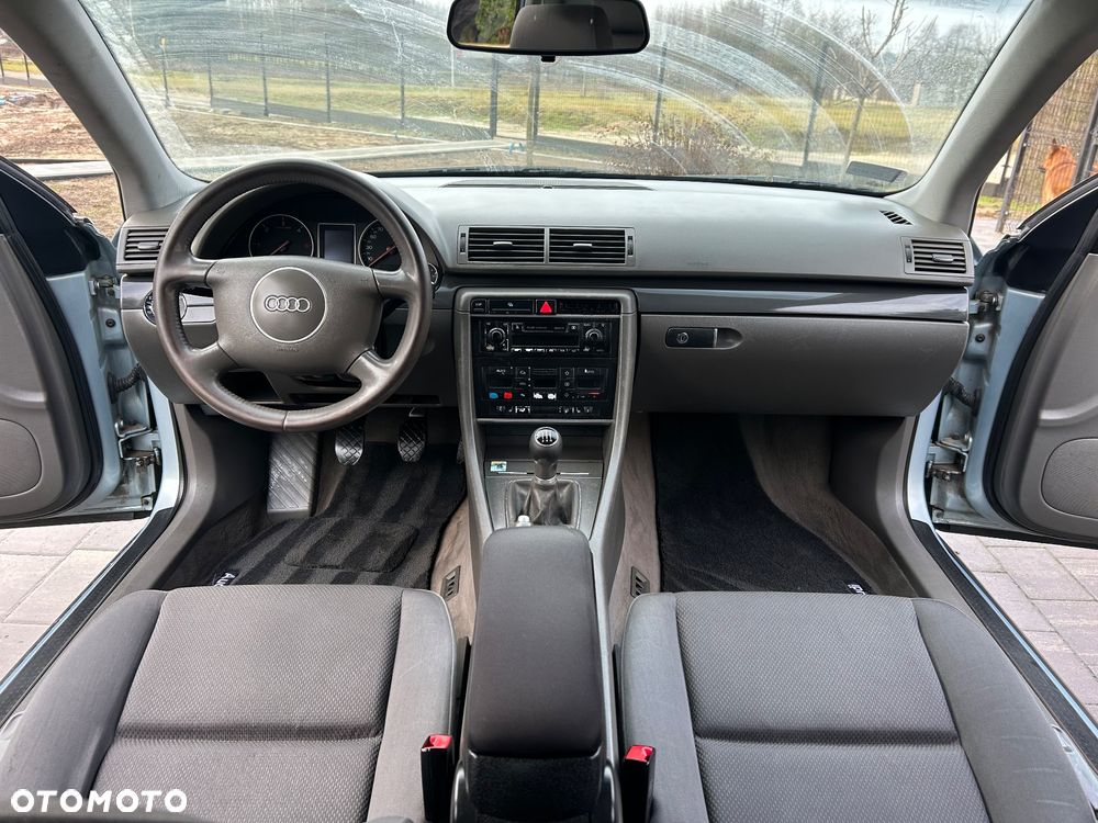 Audi A4 Limousine 1.9 TDI - 11