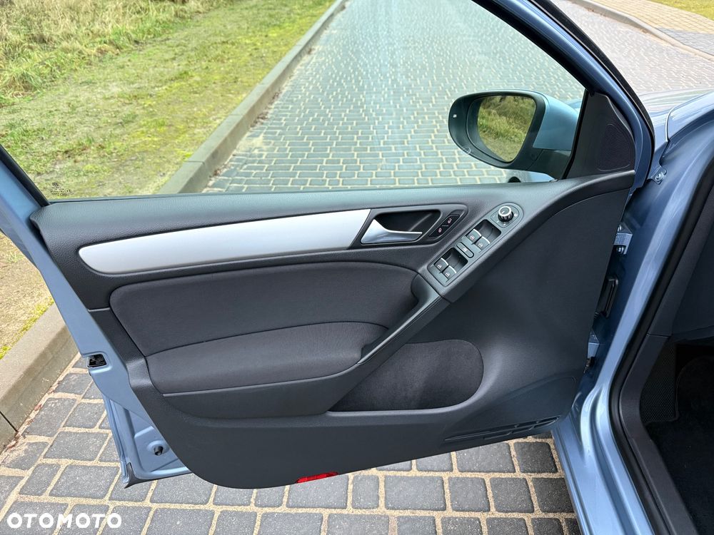 Volkswagen Golf 1.4 TSI DSG Trendline - 10