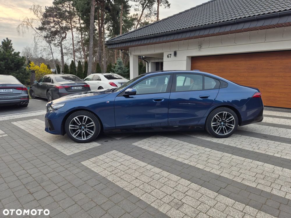 BMW Seria 5 520i mHEV M Sport sport - 4