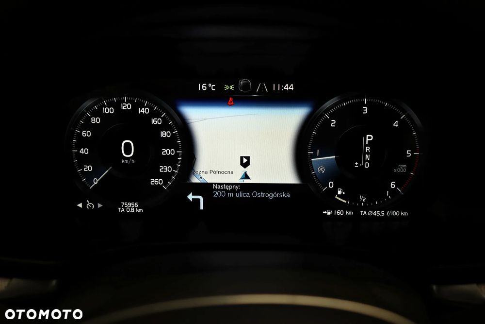 Volvo V60 D4 SCR AWD Inscription - 26