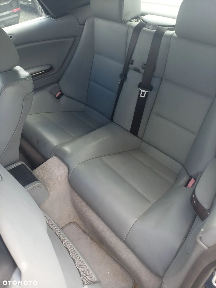 BMW Seria 3 325 Ci Edition Sport - 16
