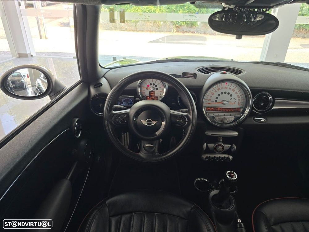 MINI 3 Portas John Cooper Works - 6