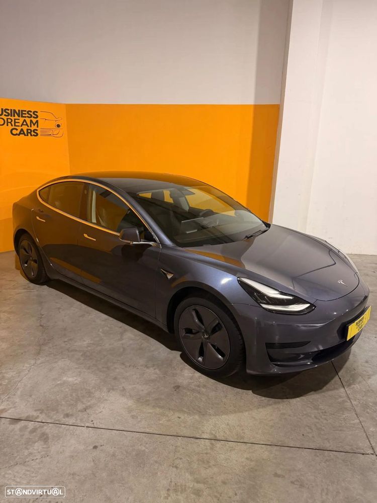 Tesla Model 3 Standard Range Plus RWD - 1