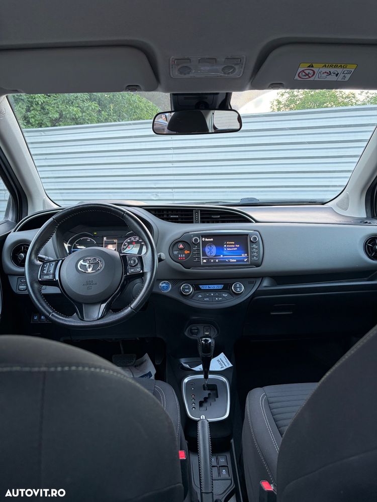 TOYOTA Yaris 2018 — imagine 19