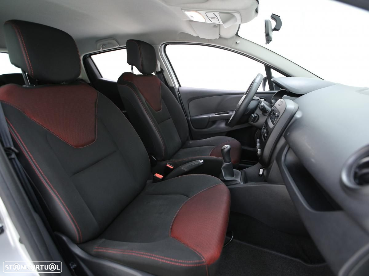 Renault Clio 1.5 dCi Confort - 11