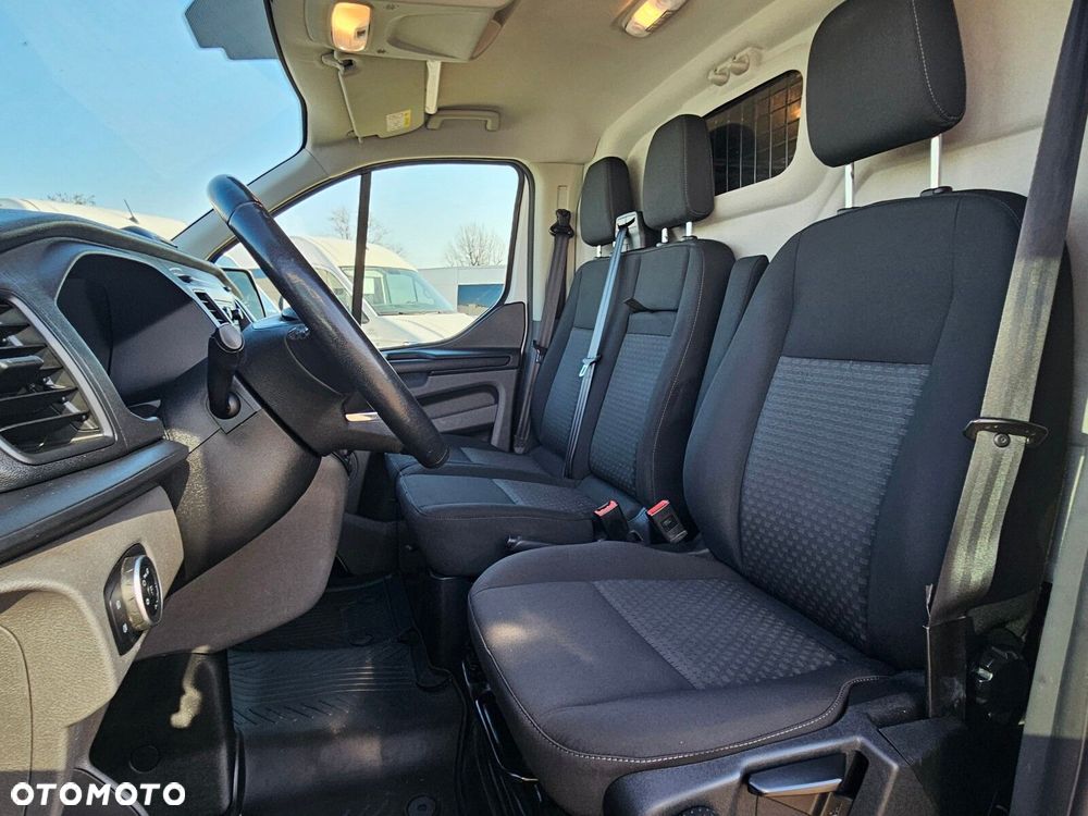 Ford transit-custom L2H1 *49999zł NETTO* Zabudowa warsztatowa 2.0TdCi/131KM - 21