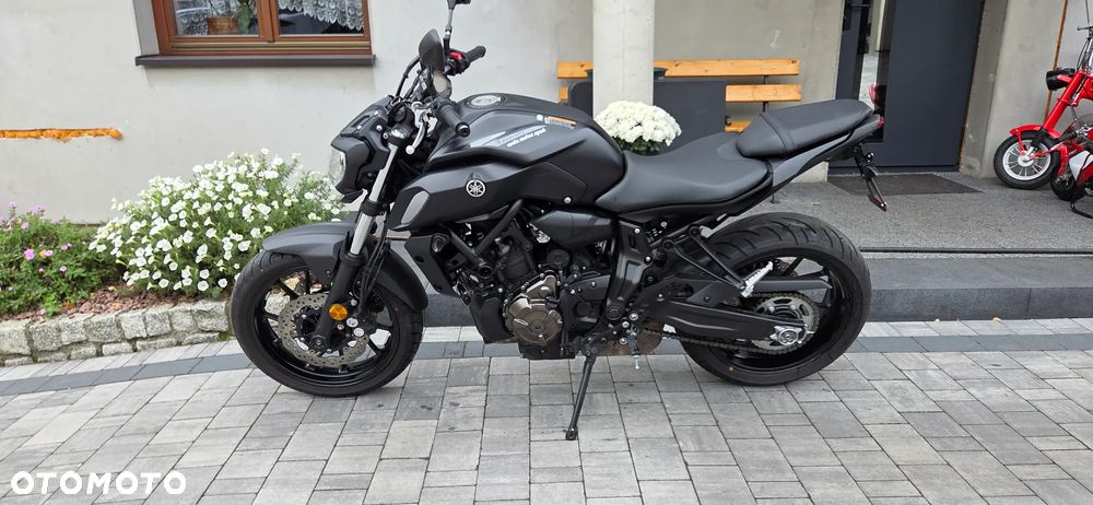 Yamaha MT - 8