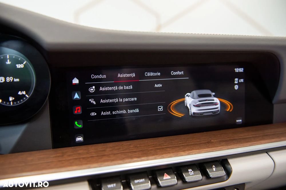 Porsche 911 Carrera Cabriolet PDK - 24