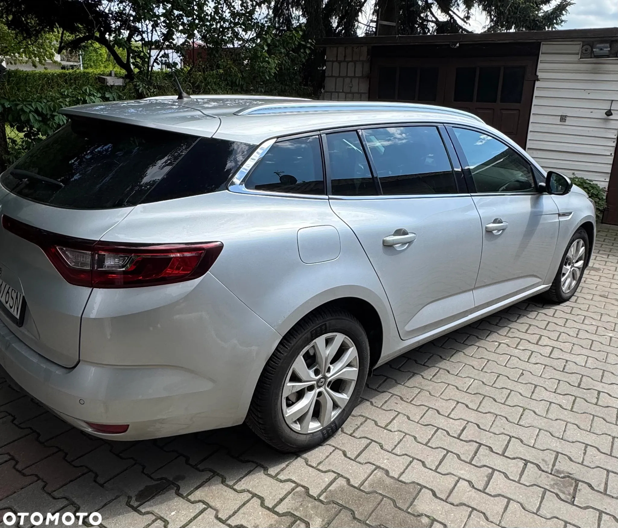 Renault Megane 1.5 Blue dCi Limited - 4