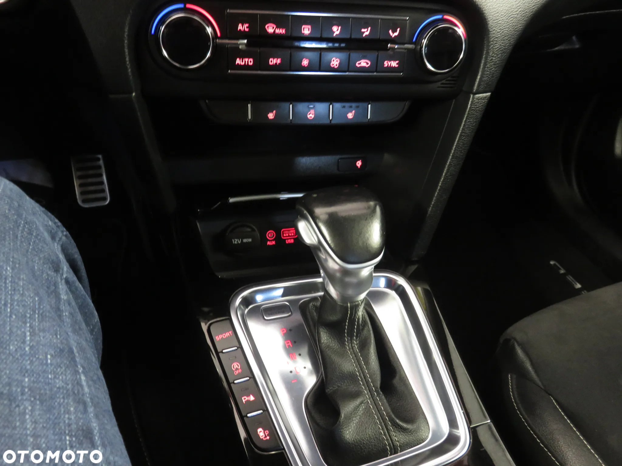 Kia Ceed 1.4 T-GDI GT-Line DCT - 23