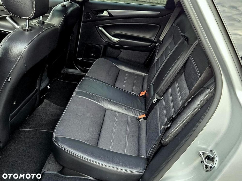 Ford Mondeo 2.0 TDCi Titanium - 21