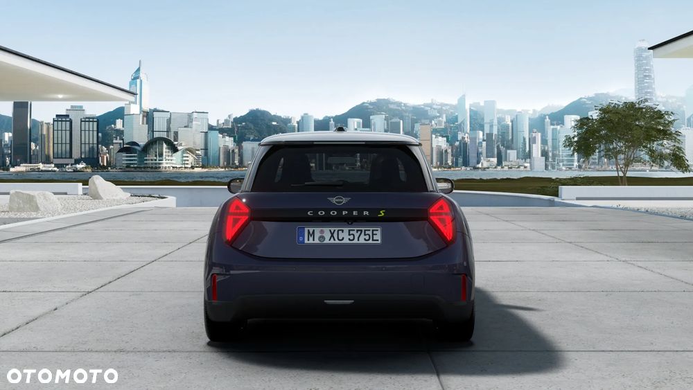 MINI Cooper SE Favoured Trim - 7