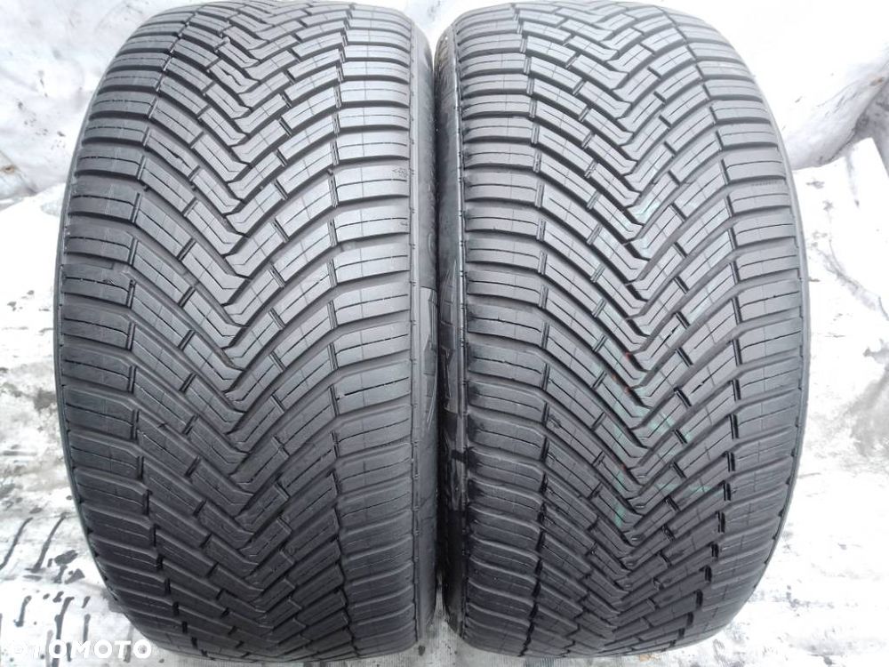 Continental AllseasonControl 235/35 R19 91Y 2025 7-7.5mm - 1
