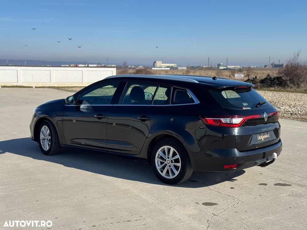 Renault Megane ENERGY TCe 100 LIFE - 17