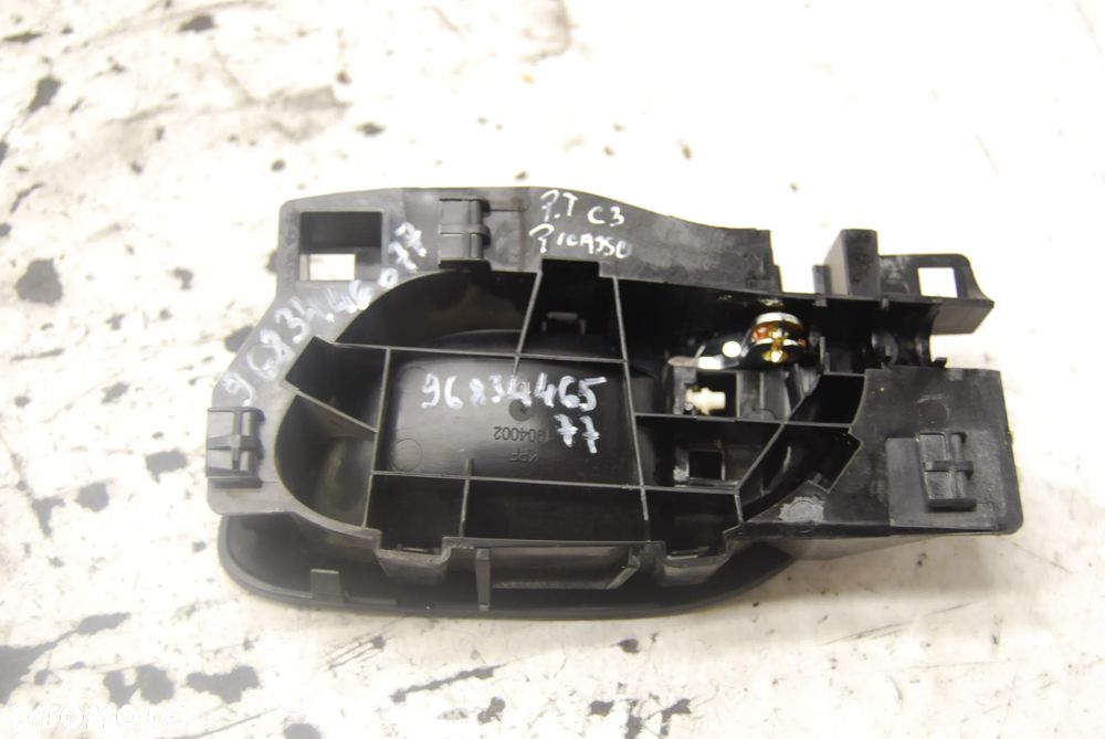 KLAMKA DRZWI WEWNĘTRZNA PRAWY PRZÓD TYŁ 9683446077 CITROEN C3 PICASSO 2009R. - 2