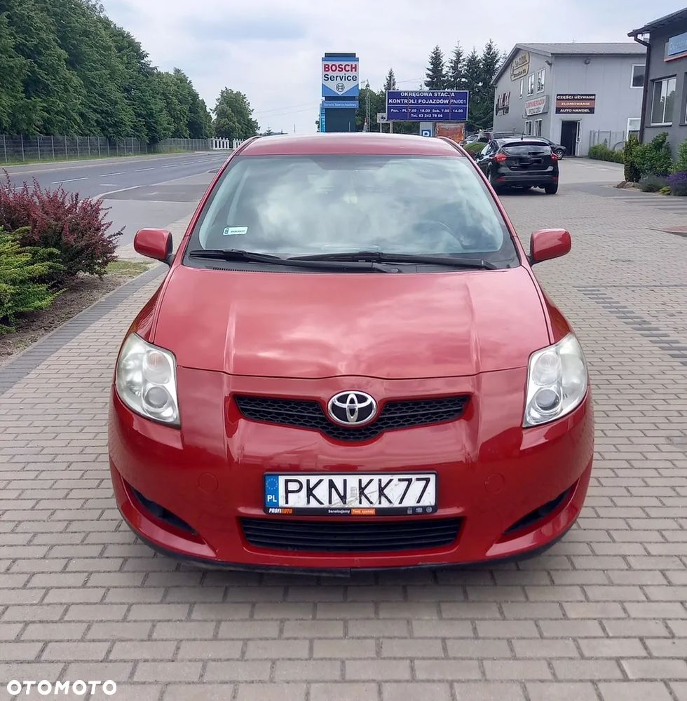 Toyota Auris 1.4 D-4D Luna - 1