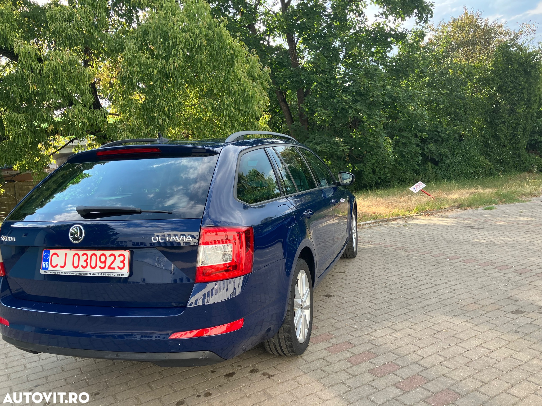 Skoda Octavia 2.0 TDI (Green tec) Joy - 6