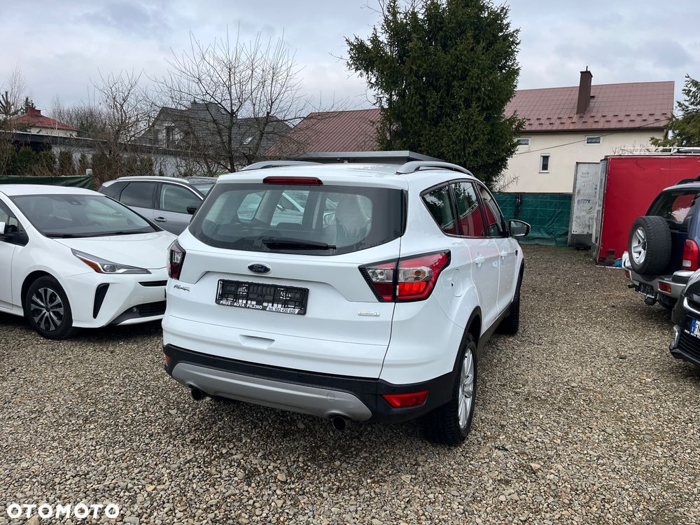 Ford Kuga 1.5 EcoBoost 2x4 Business Edition - 8