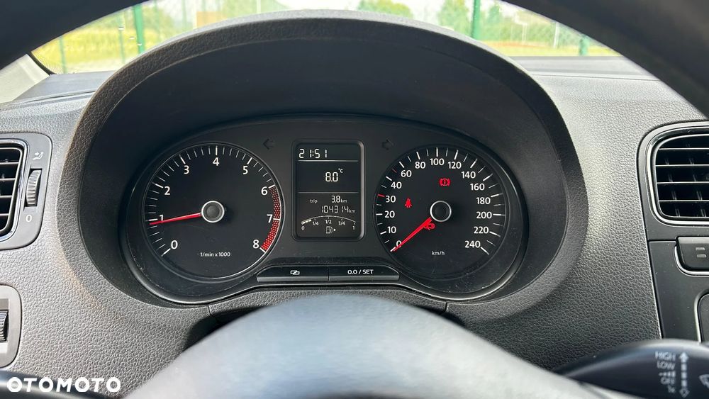 Volkswagen Polo 1.2 12V Sportline - 16