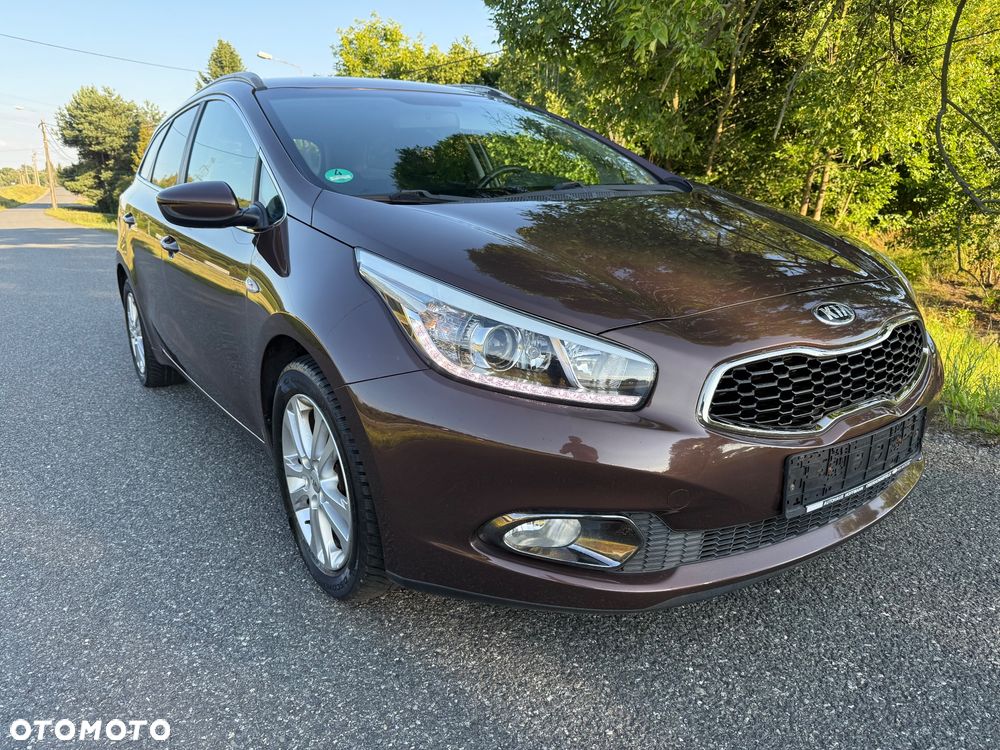 Kia Ceed 1.6 GDI Platinum Edition - 19