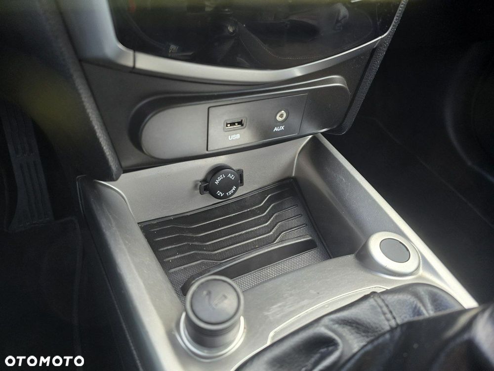 SsangYong/KGM Tivoli - 8