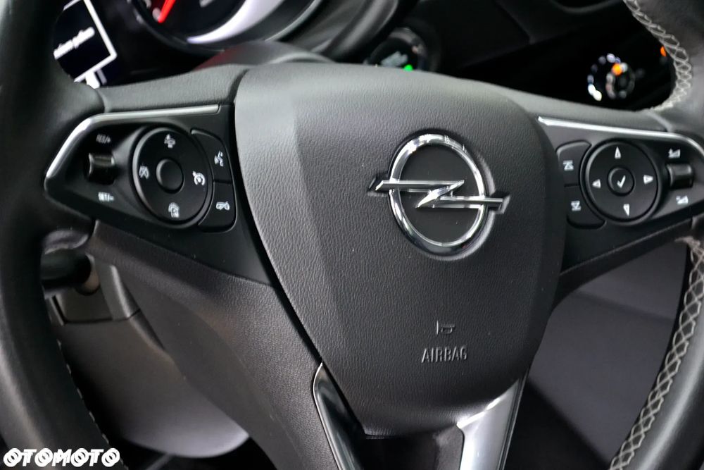 Opel Insignia - 18