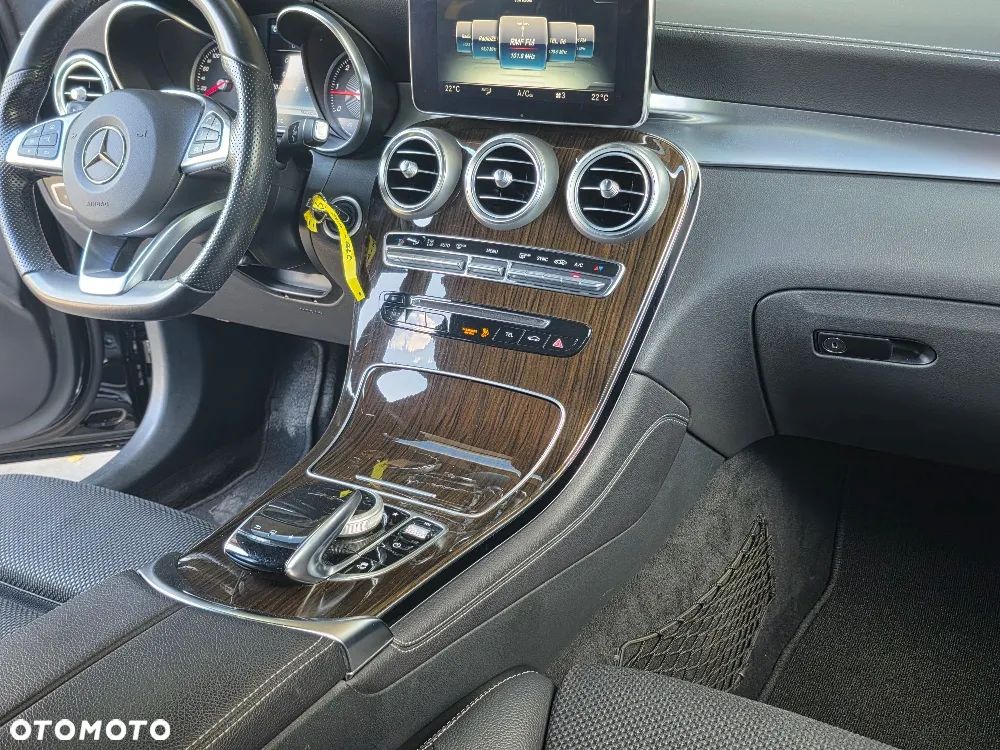 Mercedes-Benz GLC 220 d 4Matic 9G-TRONIC Edition 1 - 21