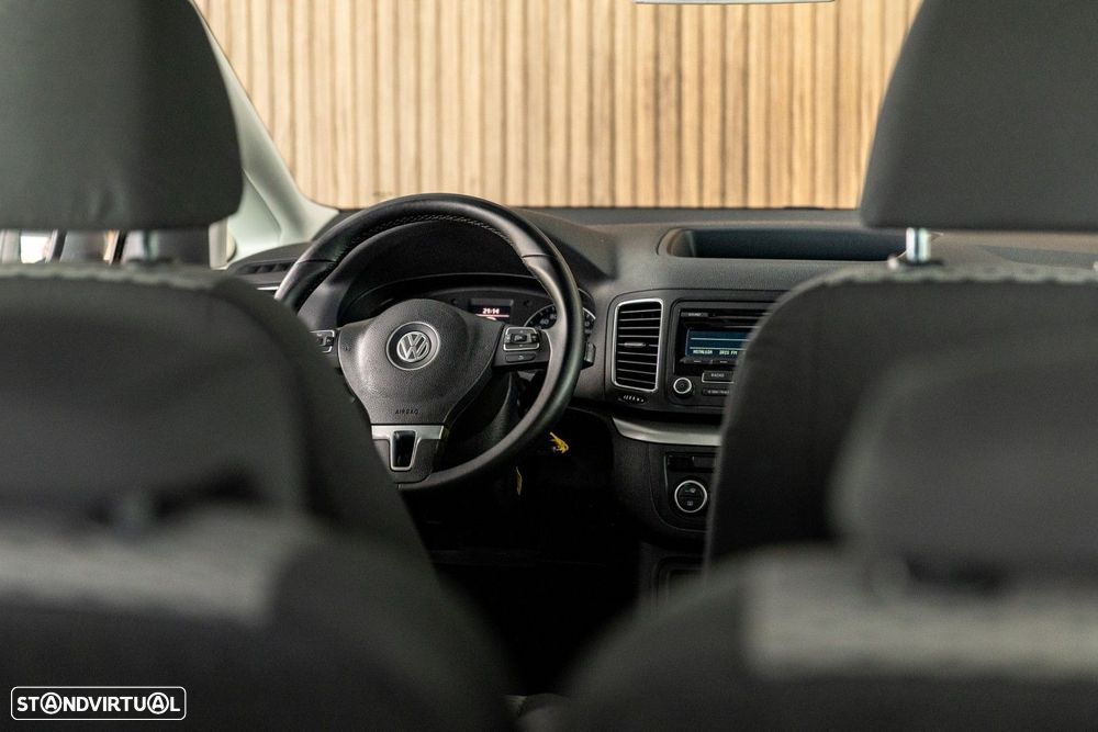 VW Sharan 2.0 TDI Confortline - 11