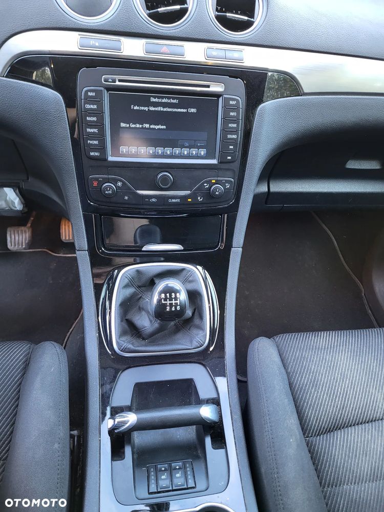 Ford S-Max 2.0 TDCi DPF Titanium - 14