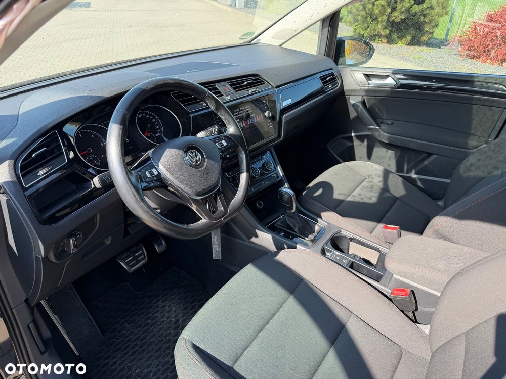Volkswagen Touran 2.0 TDI BMT Highline DSG - 9