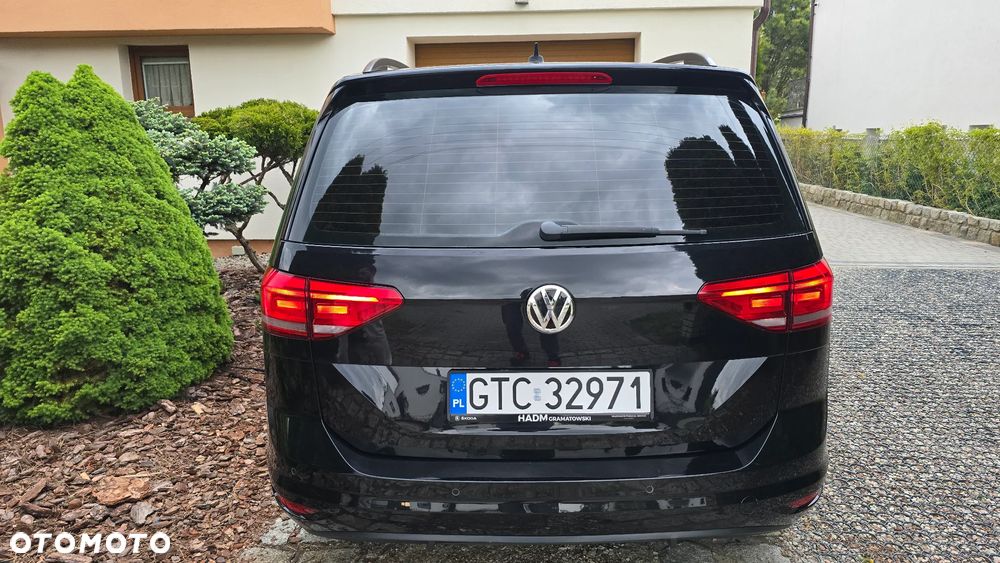 Volkswagen Touran 1.6 TDI SCR BlueMotion Technology DSG Trendline - 5