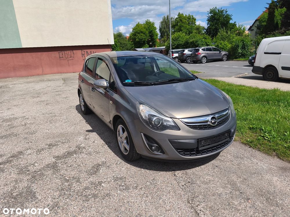 Opel Corsa 1.4 16V Color Edition - 3