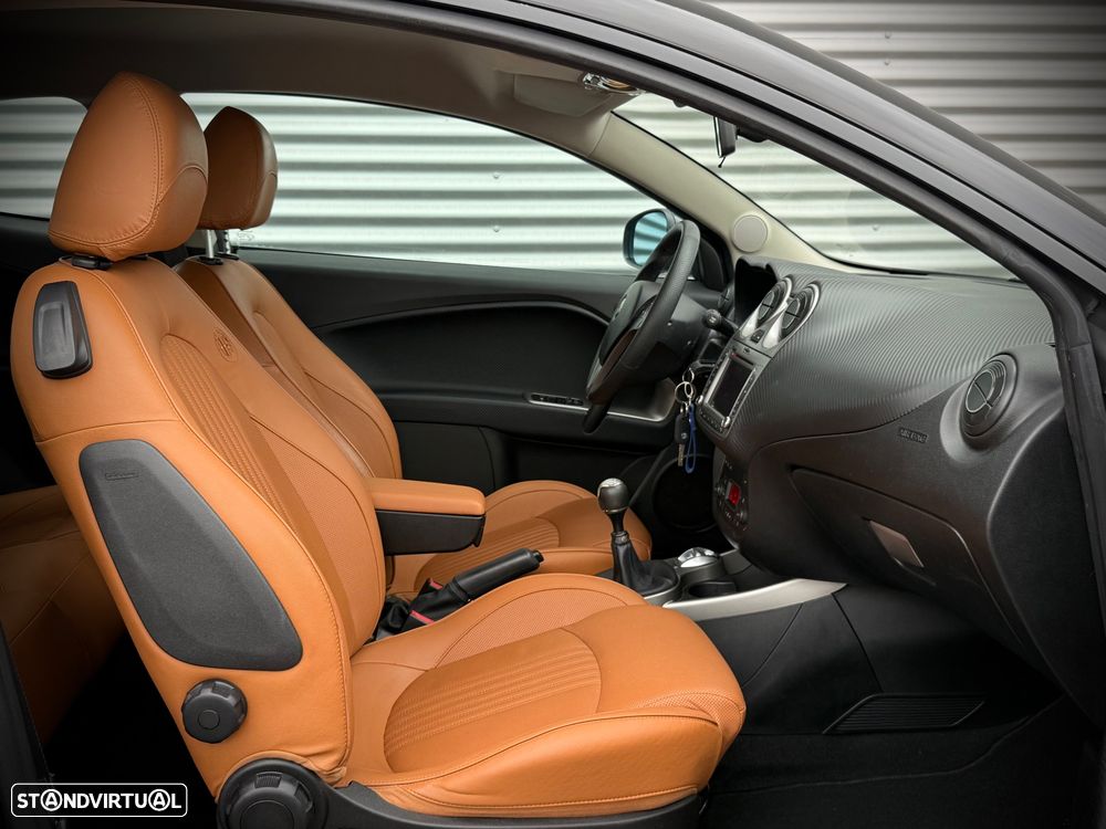 Alfa Romeo MiTo 1.3 JTDM ECO Turismo - 11
