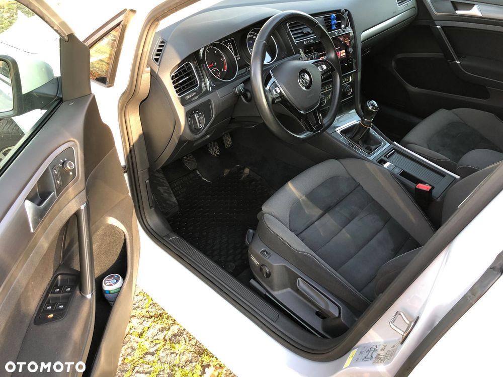 Volkswagen Golf VII 1.6 TDI BMT Highline - 9